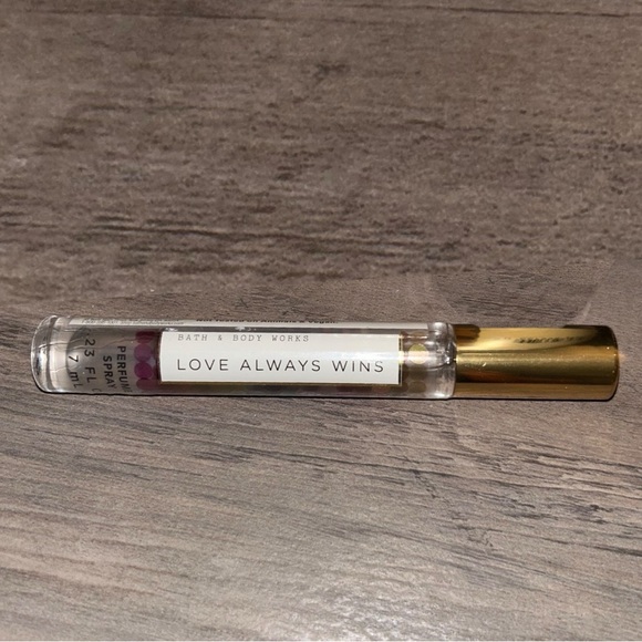 Love Always Wins PERSONAL TRAVEL SIZE PERFUME Original Fragrance B&BW BBW - Picture 5 of 5